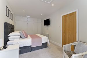 Photo 16- click for photo gallery